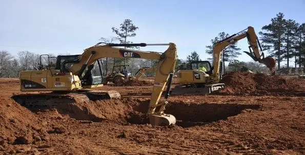 Read more about the article Frequently Asked Questions About Heavy Equipment Operators