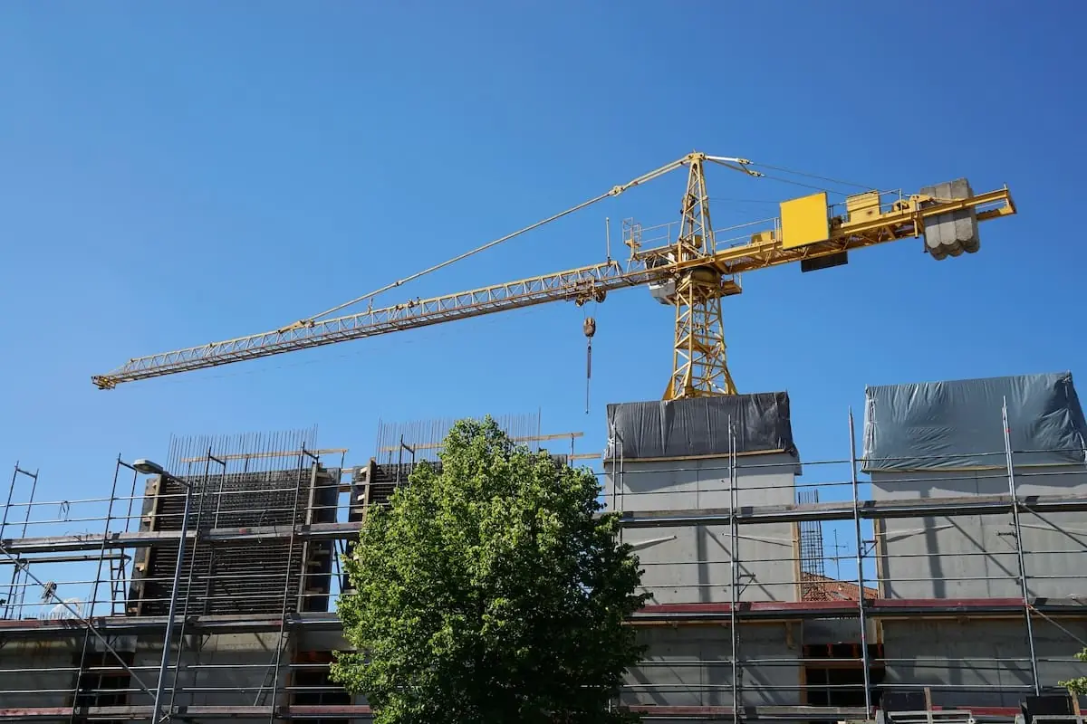 Read more about the article AI in Construction for Smarter, Safer Crane Operations